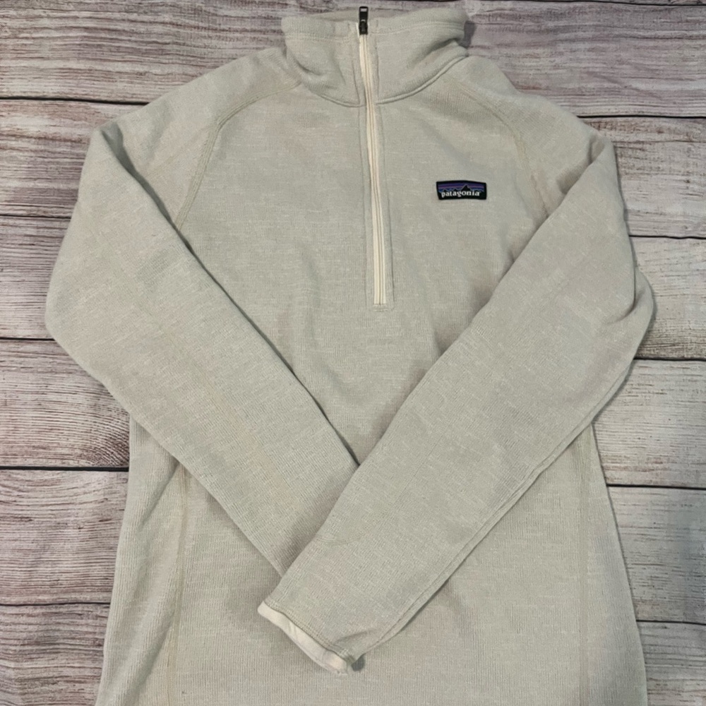 Patagonia- Gorgeous off white  color size M women’s!
